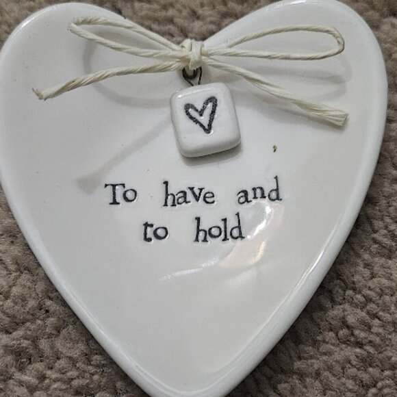 East of India White Ceramic Heart To Have and To Hold Small Trinket Dish - Picture 4 of 4